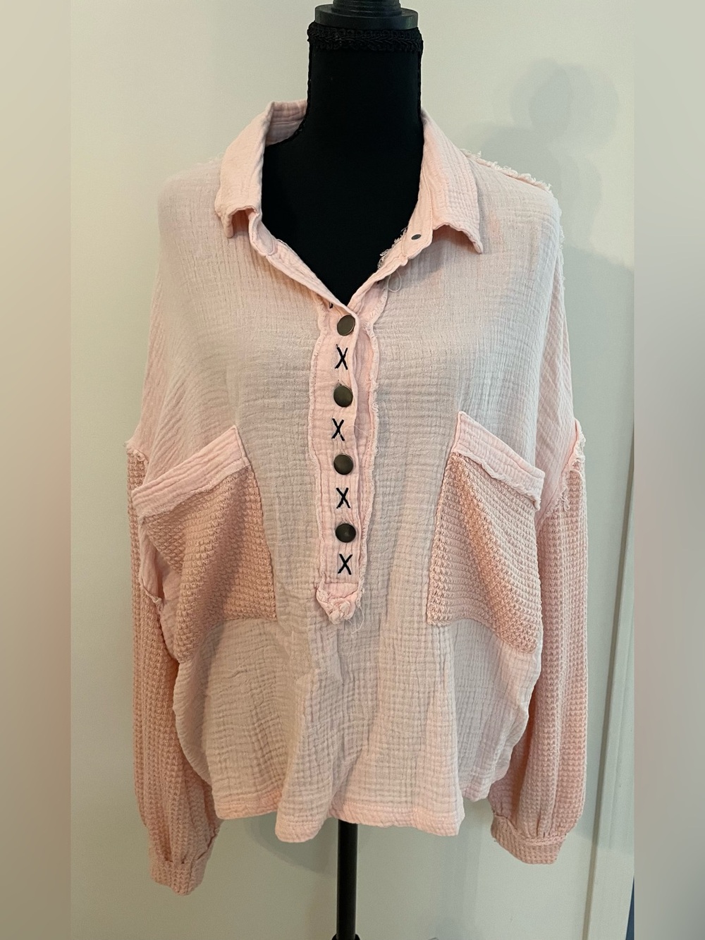 POL Light Pink Relaxed Boho Waffle Knit Button Down Spring 100% Cotton Pullover